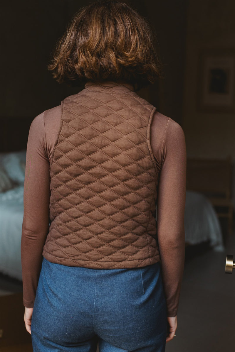 the quilt vest brown